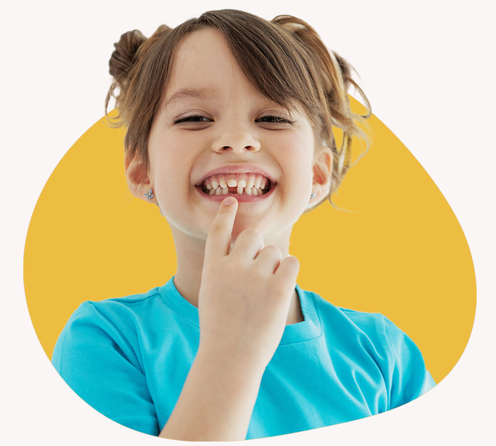 Bambino piccolo - Dott.ssa Mariella Oricchio, specialista in ortodonzia invisibile, ortodonzia intercettiva e odontoiatria pediatrica Bambino piccolo - Dott.ssa Mariella Oricchio, specialista in ortodonzia invisibile, ortodonzia intercettiva e odontoiatria pediatrica