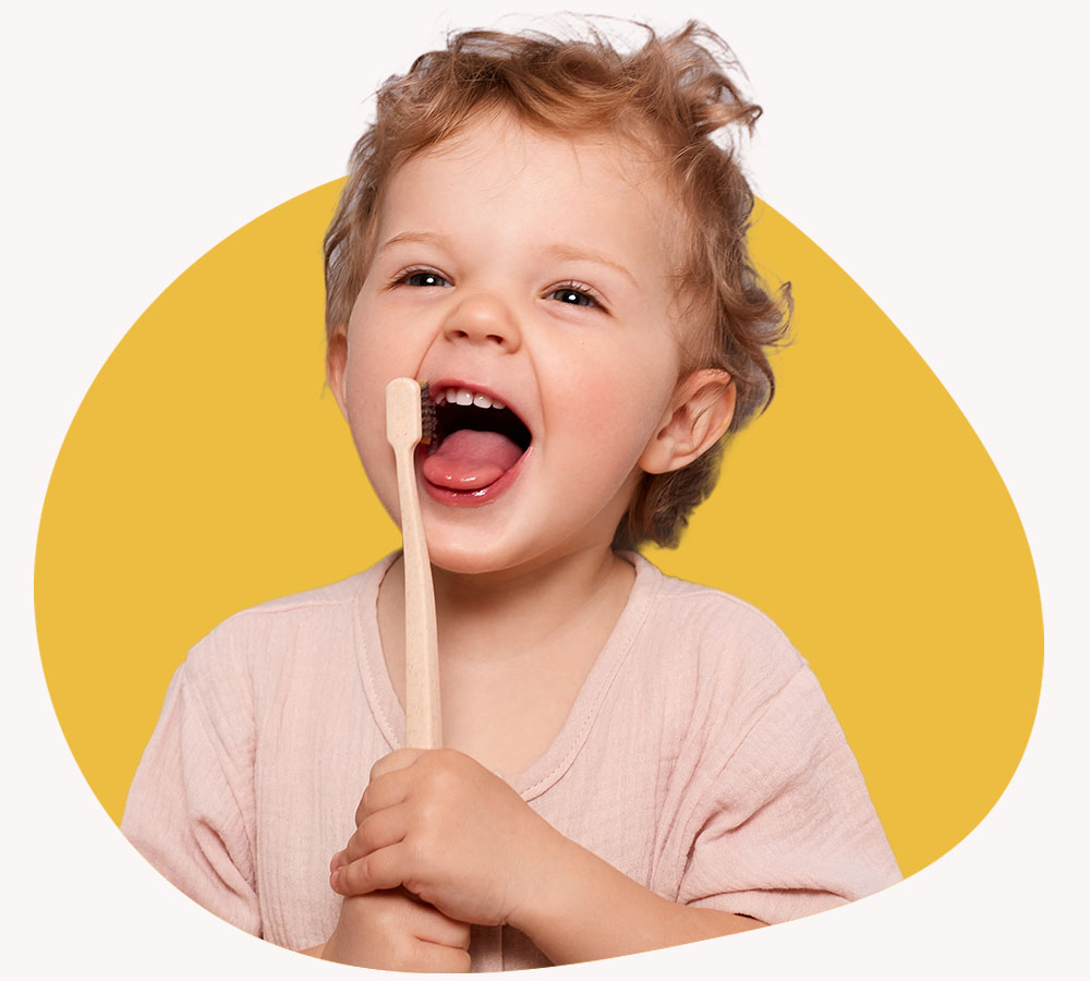 Bambino piccolo - Dott.ssa Mariella Oricchio, specialista in ortodonzia invisibile, ortodonzia intercettiva e odontoiatria pediatrica Bambino piccolo - Dott.ssa Mariella Oricchio, specialista in ortodonzia invisibile, ortodonzia intercettiva e odontoiatria pediatrica